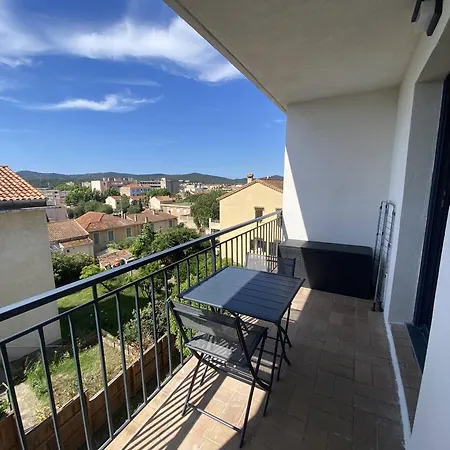 Apartment Renove Centre Lavandou Avec Terrasse - Fr-1-816-10 *