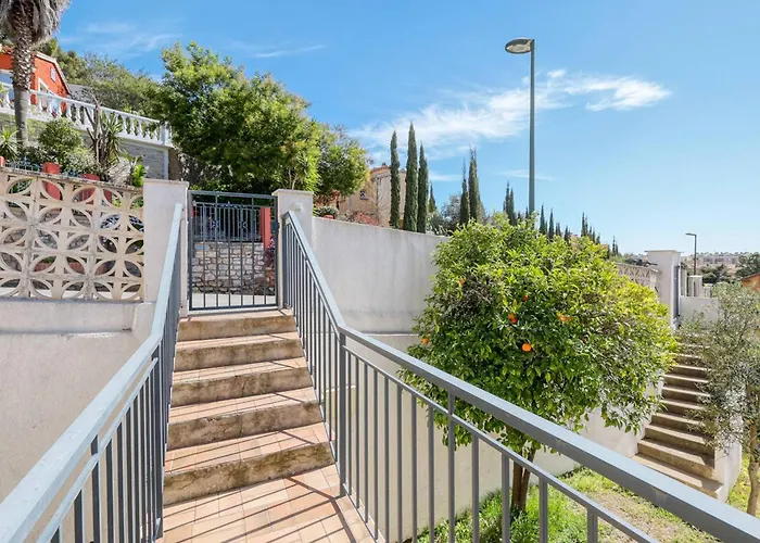 Renove Centre Lavandou Avec Terrasse - Fr-1-816-10 Апартаменты Ле-Лаванду